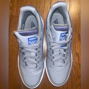 Adidas, Gray, Size 9